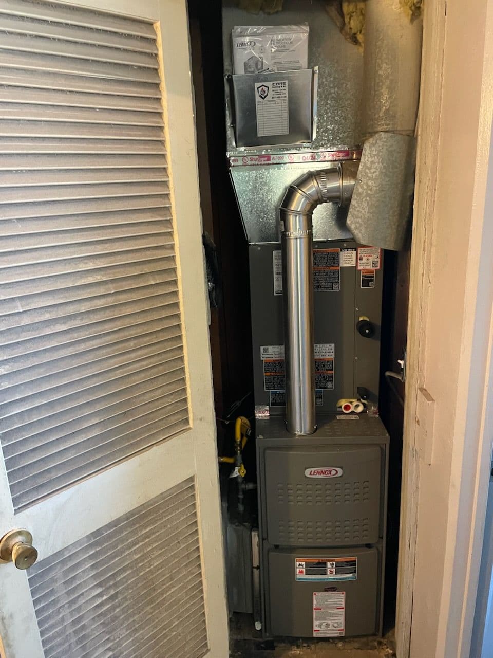 Gallery photos for Efficient Furnace Upgrade for Comfort and Space: Image #1
